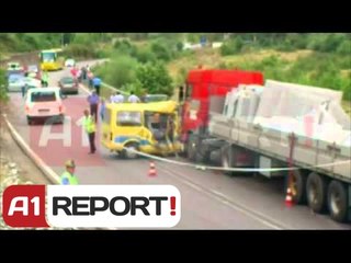 Elbasan, përplaset një maune dhe një furgon, 4 të vdekur