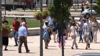 Statistikat Demografike lindje - vdekje 2013, bilanc pozitiv