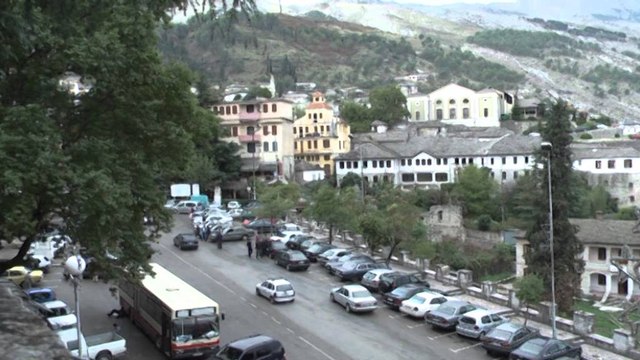 UNESCO shuplakë Gjirokastrës: Respektoni kriteret, ndryshe do largoheni