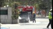 Tiranë, Makina merr flakë përpara Kryeministrisë