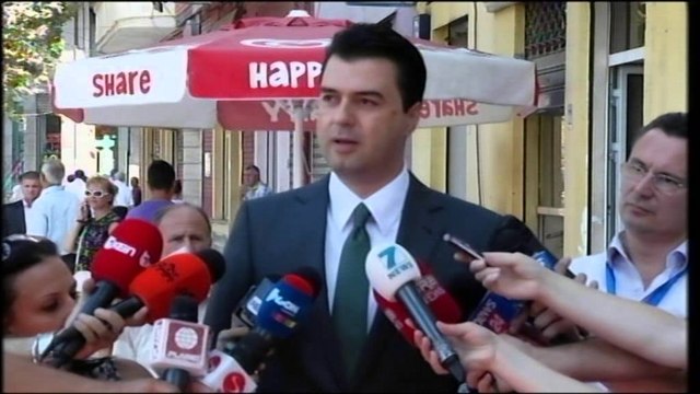 Politika uron besimtarët myslimanë