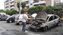 Acilia. Incendiate dieci auto in via Tamburlini. Le fiamme hanno bruciato piante e serrande