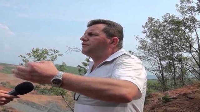 Banorët pengojnë punimet, përplasje mes policisë dhe banorëve të zonës