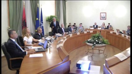 Rama mbledh ministrat në Vlorë në 21 gusht. Do të përcaktohet 100 ditëshi i parë për çdo Ministri