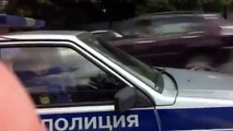 Rus ocitao bukvicu policajcima [Ludo do bola]