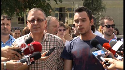 Protestojnë studentët e Ekonomikut. Shkak objekti që po ndërtohet në oborrin e këtij fakulteti