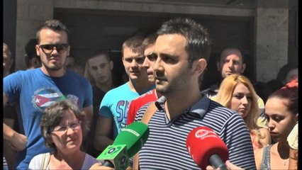 Descargar video: Vendimi për ndërtimin e Fakultetit të Ekonomisë. Stafi pedagogjik: Po shkelet vendimi i  gjykatës.