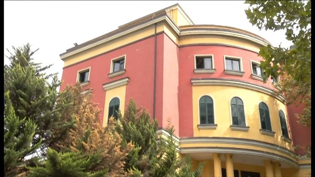 Ministritë dy ditë në kaos, nuk dihen ndërtesat, emrat ende të pandryshuar