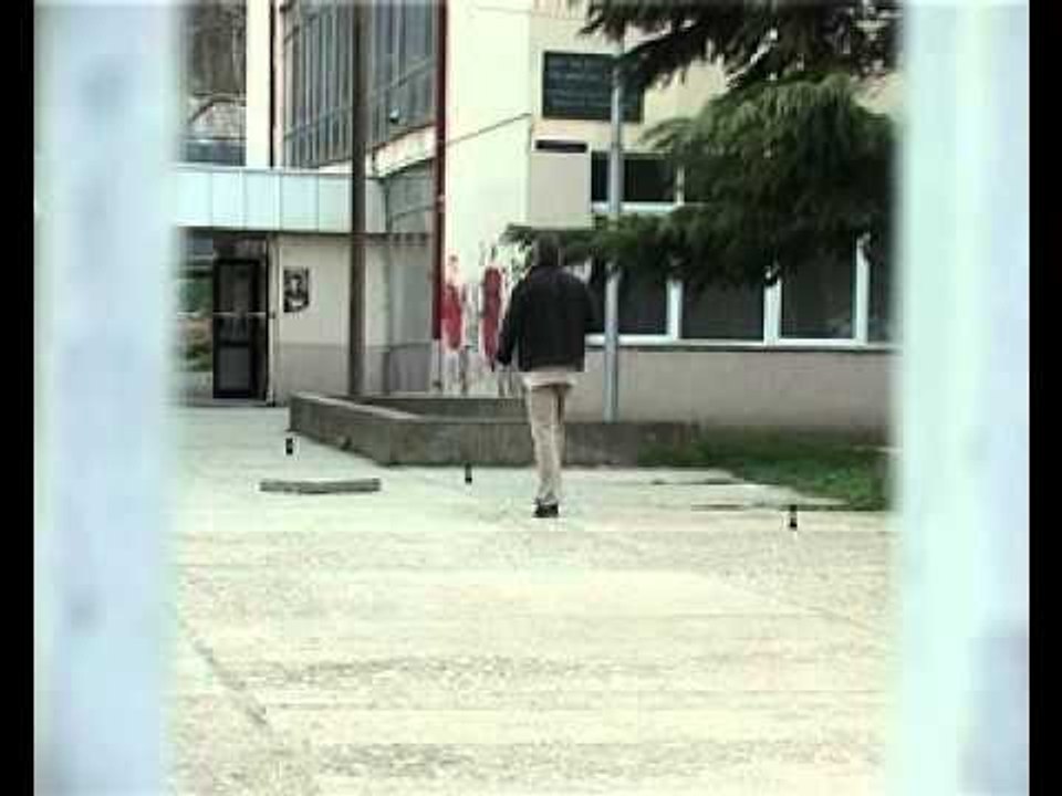 Familja Jashari kërkon dëmshpërblim për humbjen e djalit të tyre