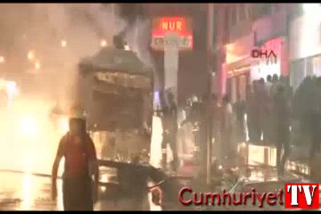 Diyarbakır'da TOMA'ya patlayıcılı saldırı