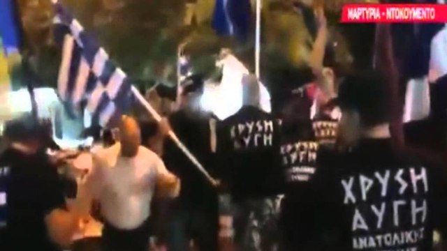 24-vjeçarja Angelika, policja greke që arrestoi vrasësin e këngëtarit, Pavlos Fissas