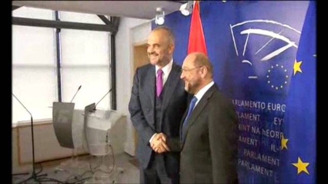 Kryeministri Edi Rama shkarkon 6 konsuj të përgjithshëm. D. Mishto, N. Spahia ndër emrat e larguar