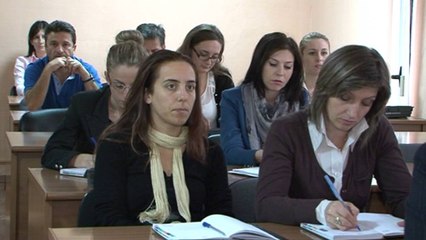 Lufta ndaj pastrimit të parave, Ambasada franceze sjell eksperiencën në Tiranë