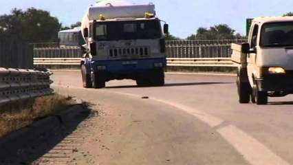 Autostrada Vlorë-Levan, edhe në këtë aks grabiten elementët përbërës