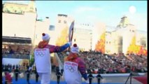 Hapen lojërat olimpike dimërore: Mbërrin në Moskë, pishtari i nisur nga Greqia