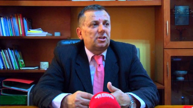 Fier, këshilli i qarkut do të mblidhet, Prefekti: Do të zhbllokojmë ngërçin e krijuar