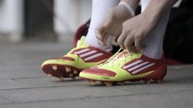 Reversed: adidas football: DFB Kampagne. schneller ins trikot.