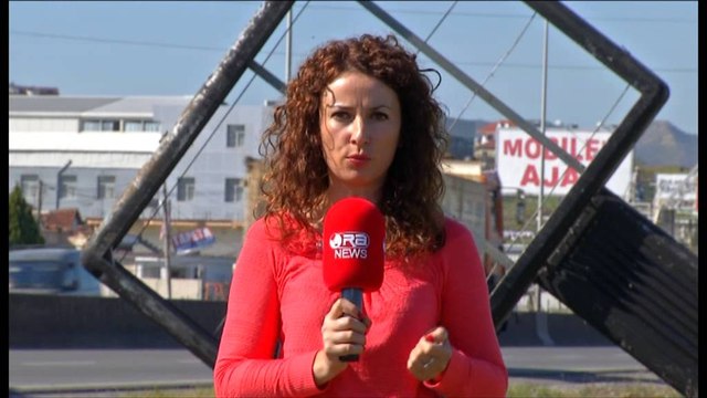 INUK zhvesh autostradën, hiqen tabelat reklamuese 20 metra afër rrugës