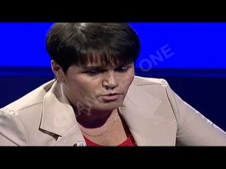 Mybere Prizreni në "Intervista e mbrëmjes", nga Klara Dervishi