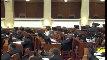 Shkurtohen shpenzimet për deputetët. Kush mungon në parlament i hiqet dita e punës!