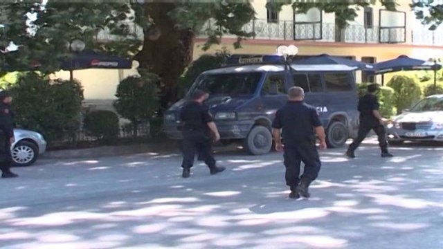 Fshati fle mbi hashash . Corriere: 9 në 10 familje kultivojnë hashash në Lazarat