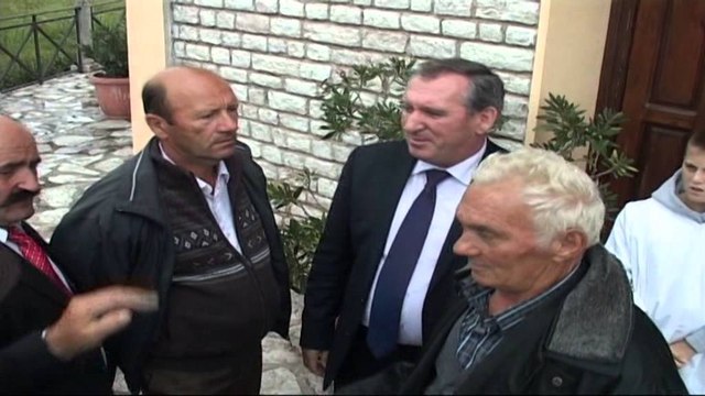 Shuhet hasmëria pas 13 vitesh, familja Ndoi fal gjakun për vrasjen e të birit