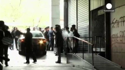 Policia greke merr "kontrollin" e ERT, shpërndan protestuesit që mbanin ndërtesën e bllokuar