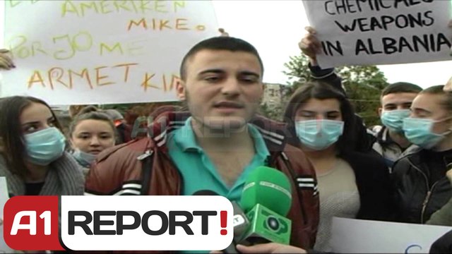 A1 Report - Elbasan, nxënës dhe qytetarë protesta kundër armëve kimike siriane