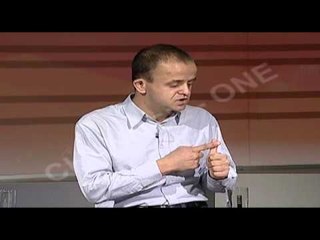 Asim Toro, i ftuar në "One Morning"