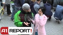 A1 Report - Intervista me një nga protestuesit që refuzuan praninë e Berishës e Bashës në protestë