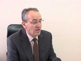 Lajme - Sistemi i ri ka lehtësuar punën në marrjen e dokumentave