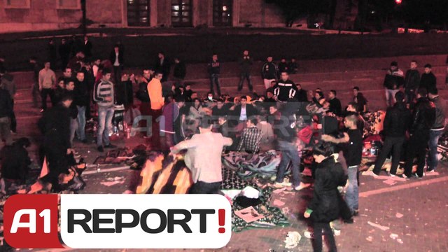 A1 Report - Armët kimike, Protesta vijon gjithë natën te Kryeministria: Rama tërhiqu