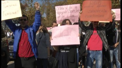 Editorial nga Ilva Tare per protesten kunder armeve kimike