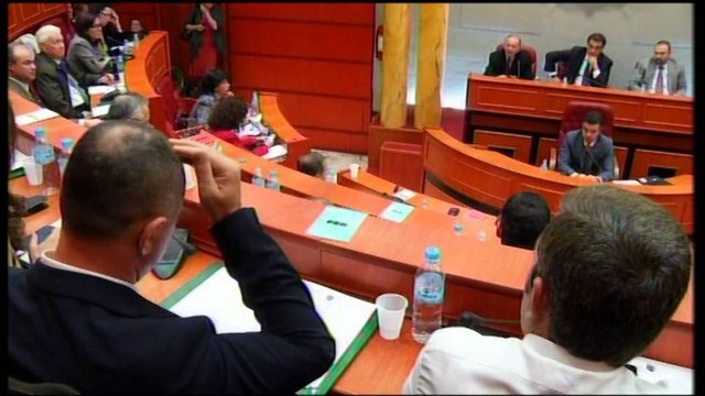 Miratohen 679 të pastrehët. Voton Këshilli Bashkiak i Tiranës, pritet nje listë me 70 vetë