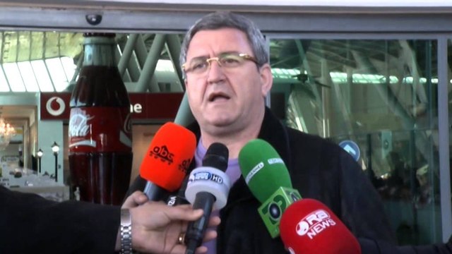 Shqipëria nuk ka një stadium me standarde . Kombëtarja rrezikon të luaj jashtë vendit euro 2016