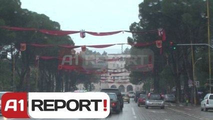 Descargar video: A1 Report - Tirana zbukurohet me dekorin e vjetshëm për 101-vjetorin e Pavarësisë