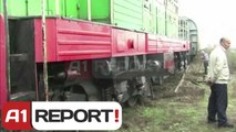 A1 Report - Treni i mallrave Shkodër-Vorë del nga shinat pranë stacionit të Ishmit