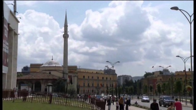 Fyle, konferencë për Ballkanin Perëndimor. `Dhënia e statusit kandidat, inkurajim për Shqipërinë`