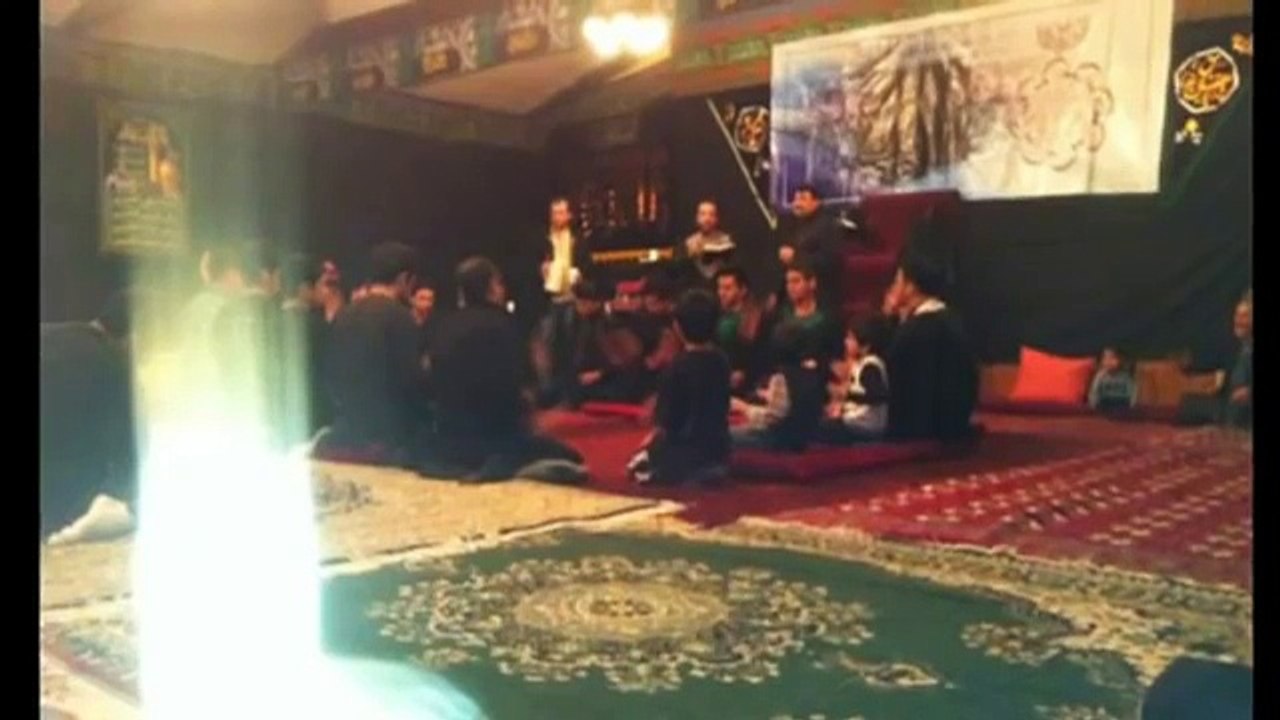 Mojza 2012 Noor Light Praying