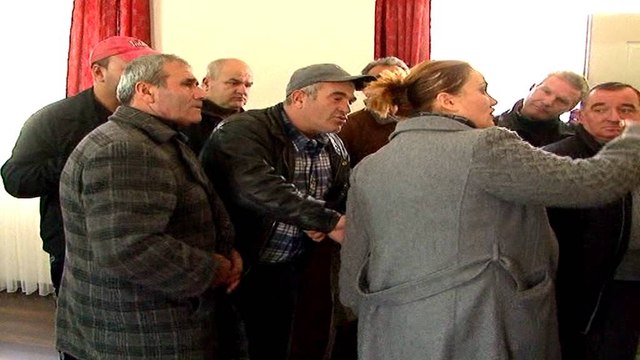 Tregu i mishit në Shkodër, tregtarët pas mbylljes ankohen tek Prefekti