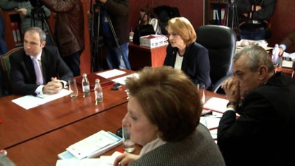 Kriza ekonomike prek Ambasadat, Bushati: Do mbyllen disa seli diplomatike në botë