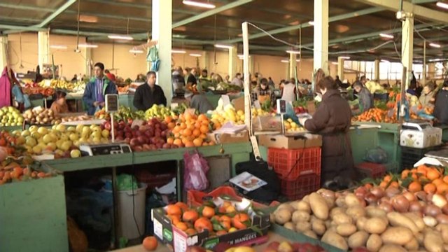 Protesta e tregtarëve tek ish Uzina Dinamo . S`ka cianur, spekullim për interesa klienteliste