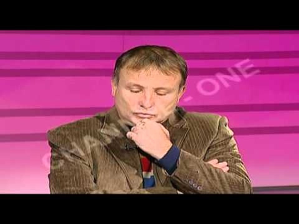 Arian Sukniqi i ftuar në "One Morning"