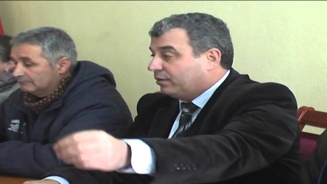 Bursat për studentët nga Kukësi, Këshilli i bashkiak i kënaq të gjithë nga pak