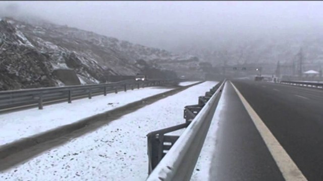 Temperaturat e ulta, ngrica në disa akse. Transportet paralajmërojnë drejtuesit e mjeteve