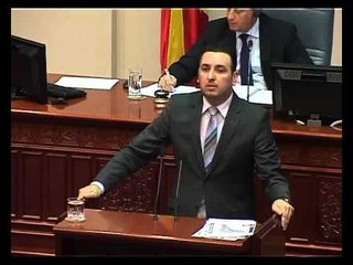 Buxheti, Jakupi dhe Fazliu me fotografi ballafaqojnë argumentet