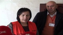Ndihmat ekonomike për familjen Rina. Karitasi Shqiptar ofron ushqime për festat e fundvitit
