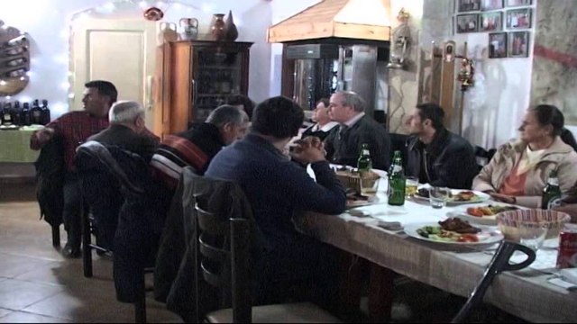 Sensibilizim për festat, aktivitete humane në qytete të ndryshme të vendit