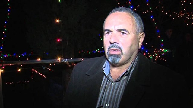 Festë dhe në komunën me minoritarë grekë, ndizet pema e Vitit të Ri