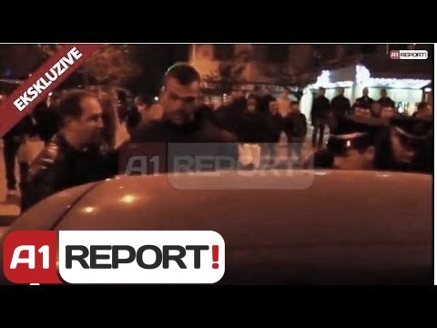 A1 Report - EKSKLUZIVE/ A1 Report filmon arrestimin e një 19-vjeçari në rrugë